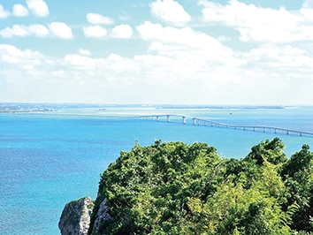 研修旅行は、まるっと沖縄・宮古島の写真