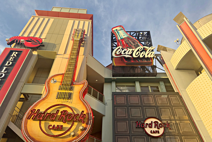 2025年11月号【Web社内報】研修旅行は、まるっと関西方面 no.1